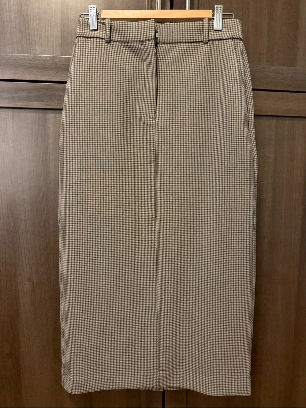 NWT Aritzia Chisel Maxi Skirt by Babaton, Grey Check, Maxi Pencil Skirt, Size 6 - Picture 1 of 16